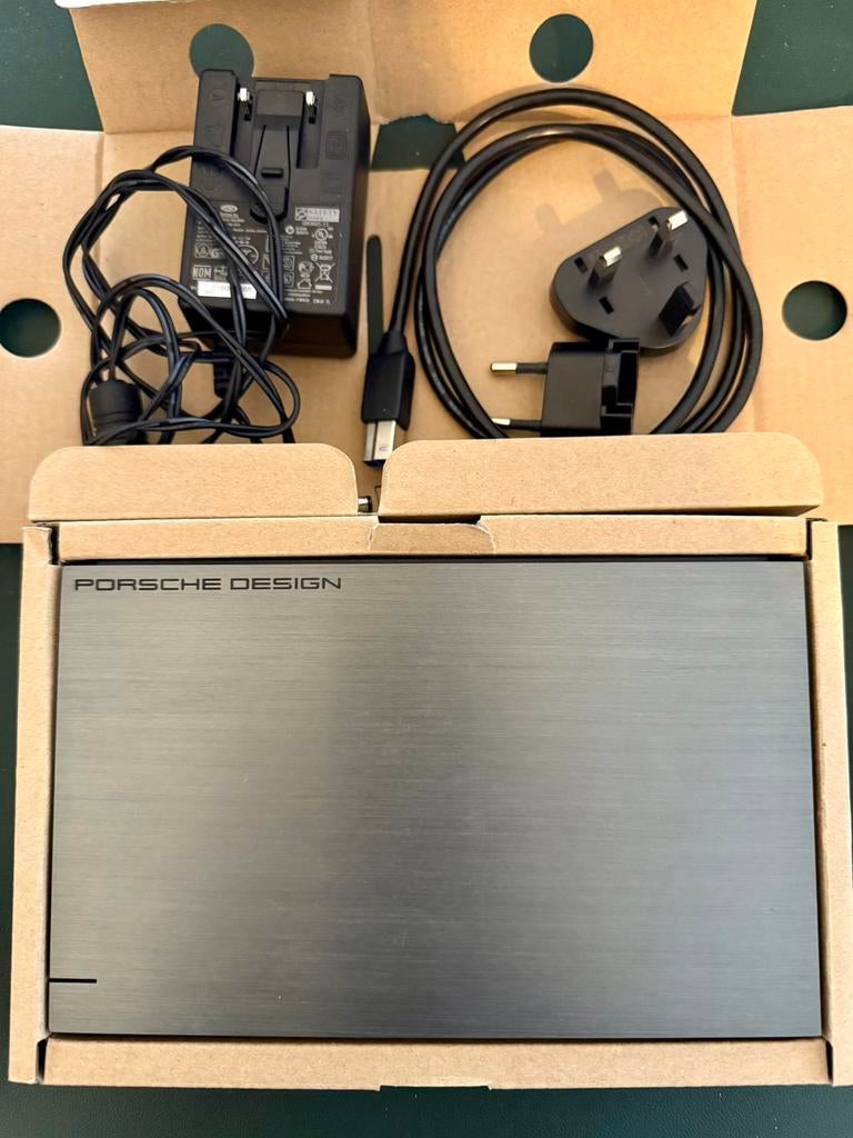 LaCie Porsche Design 2TB externe harde schijf – USB 3.0, Computers en Software, Harde schijven, Ophalen, Zo goed als nieuw, USB