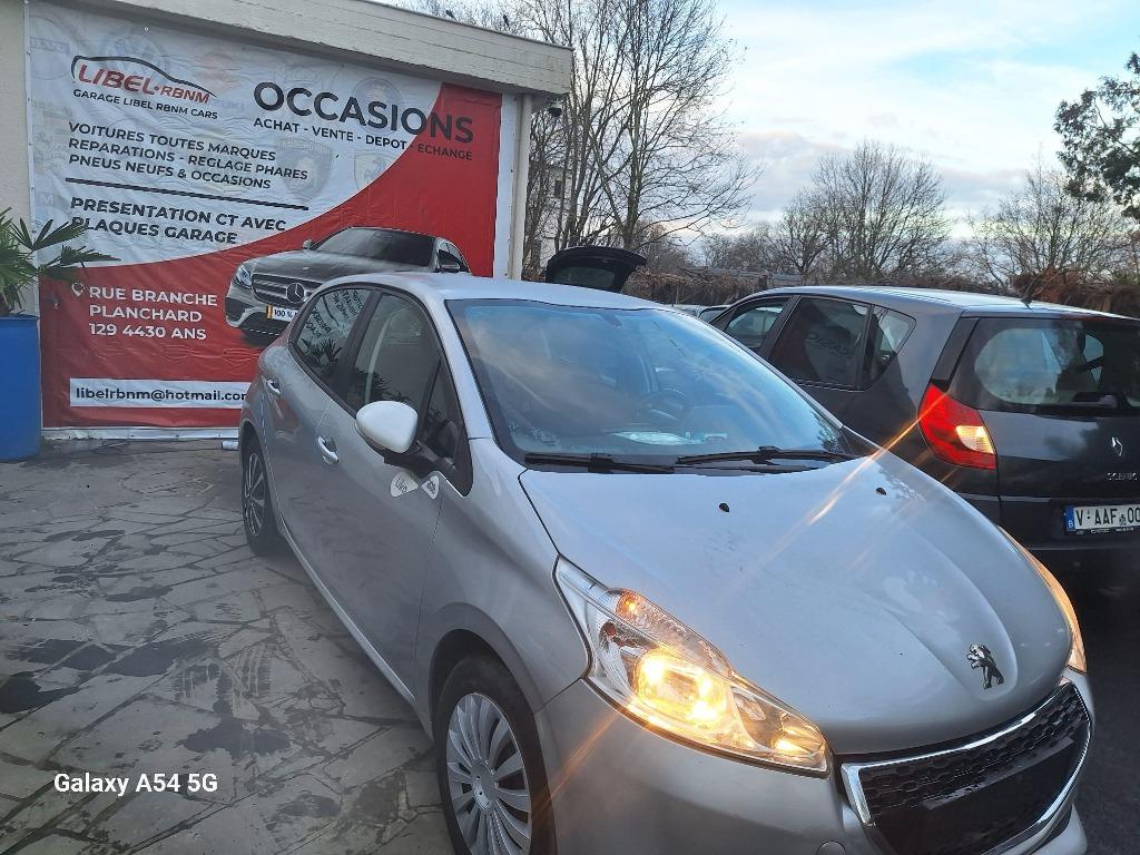 PEUGEOT 208 LIKE, Autos, Peugeot, Entreprise, ABS, Régulateur de distance, Airbags, Alarme, Bluetooth, Ordinateur de bord, Verrouillage central