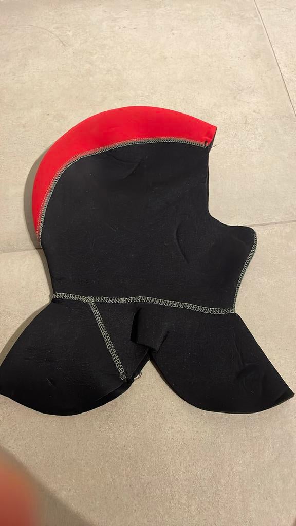 Cagoule Mares 5 mm, taille 3, Enlèvement ou Envoi, Utilisé, Combinaison de plongée