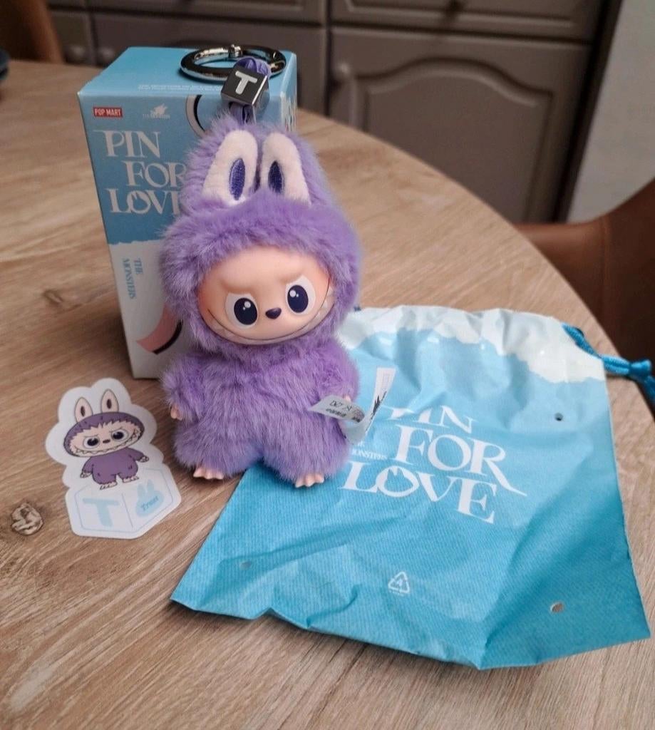 Popmart labubu letter T, Ophalen of Verzenden