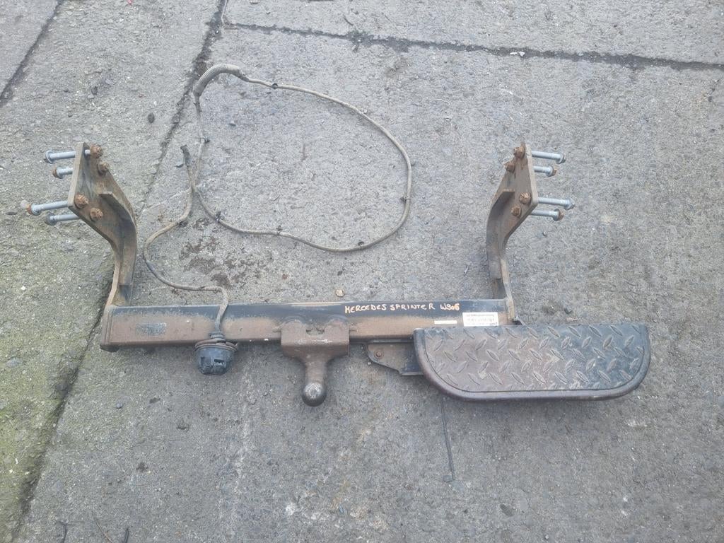 Attelage de remorque pour Mercedes Sprinter W906, Autos : Pièces & Accessoires, Attelages, Enlèvement