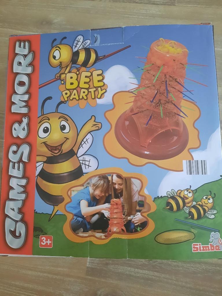 Bee party, Hobby en Vrije tijd, Drie of vier spelers, Ophalen, Zo goed als nieuw, Simba