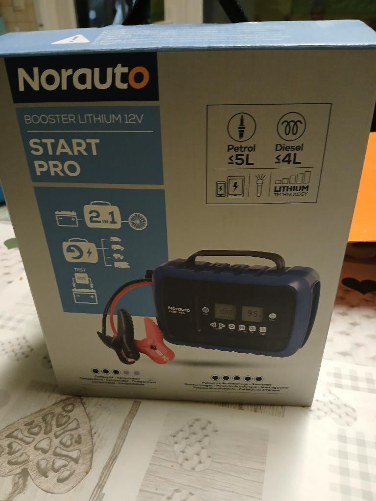 Booster lithium  compressor 12v start pro 2 in 1, Ophalen, Zo goed als nieuw