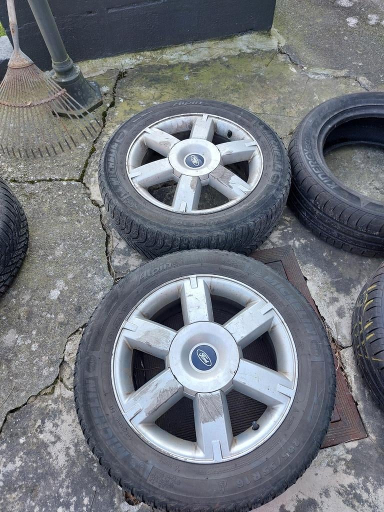 a vendre 2 jante de depanage ford focus 5 trous, Enlèvement