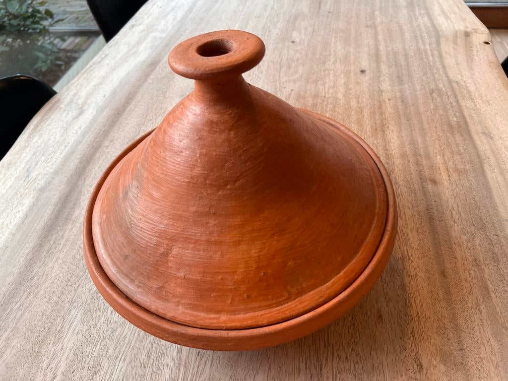 Grote handgemaakte tajine, Ophalen, Zo goed als nieuw