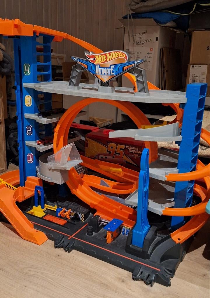 Hot Wheels Ultimate garage, Enfants & Bébés, Jouets | Circuits, Enlèvement