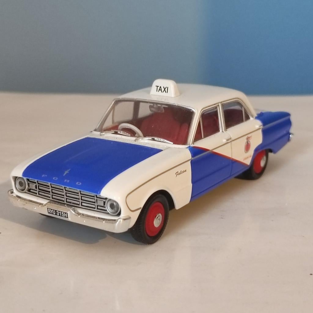 Taxi miniature Ford Falcon XK neuf, Envoi, Neuf
