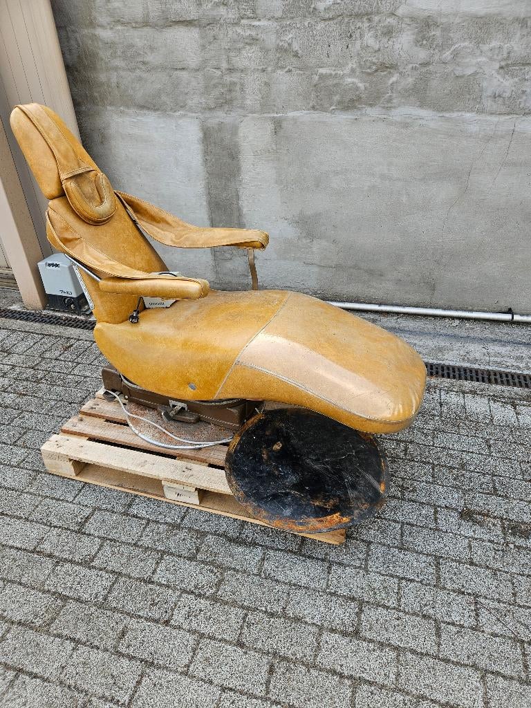 tandartstoel, Enlèvement, Utilisé