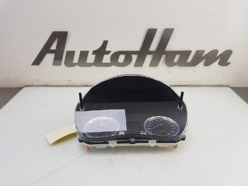 COCKPIT Suzuki SX4 S-Cross (JY) (01-2013/06-2022), Suzuki-Allee 7
64625  Bensheim, DE, Gebruikt, Suzuki Deutschland GmbH, Kontakt@suzuki.de