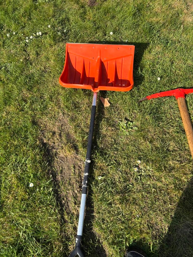 Sneeuwschep, Ophalen, Zo goed als nieuw