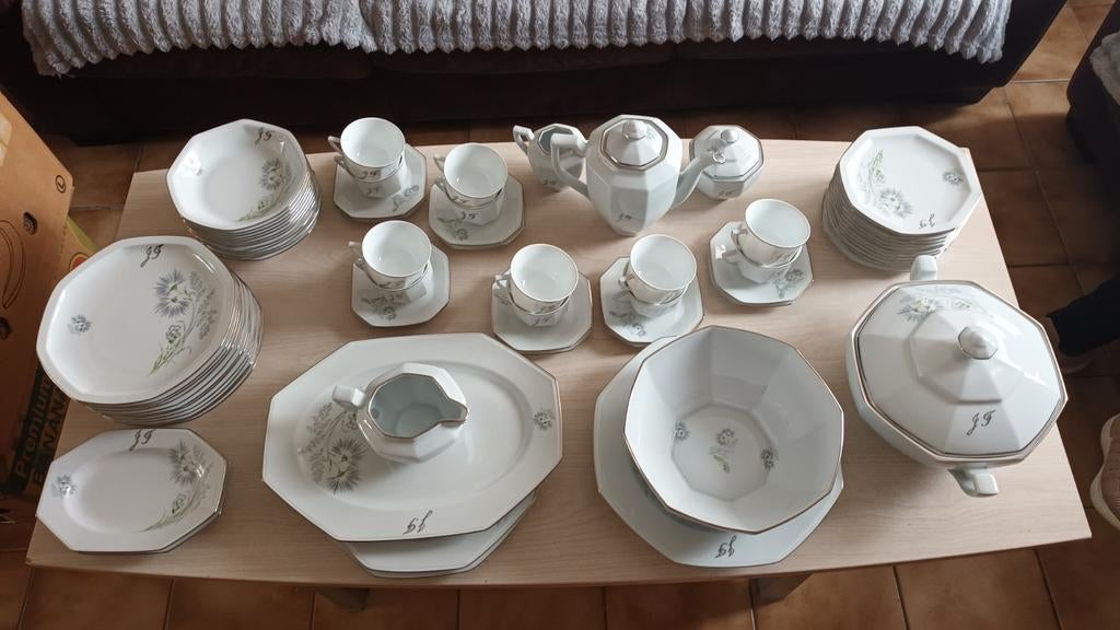 SERVIES LIMOGES, Ophalen