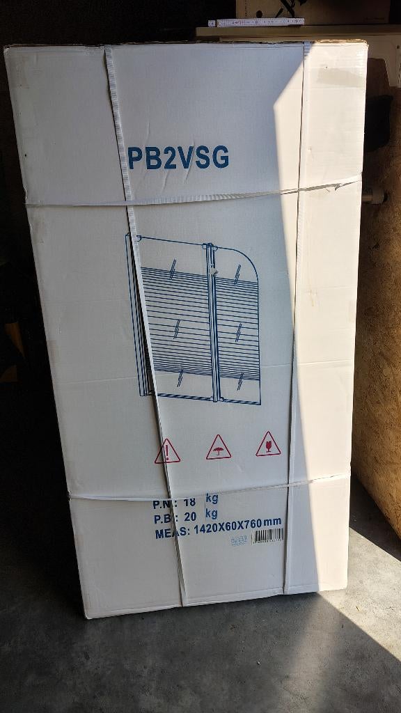 Nieuw in doos: Luxe 2-delige Badwand / Douchescherm, Enlèvement, Neuf, Verre, Baignoire