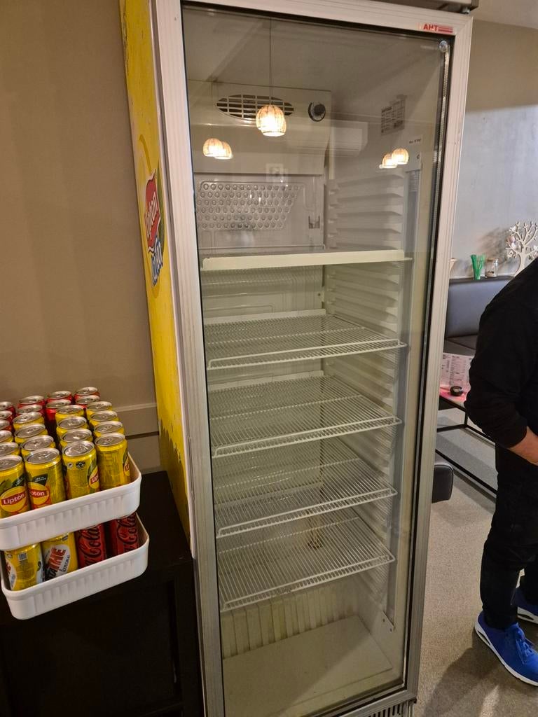 Dranken koelkast, Elektronische apparatuur, Vriezers en Diepvrieskisten, Ophalen, Gebruikt, Minder dan 60 cm, 160 cm of meer