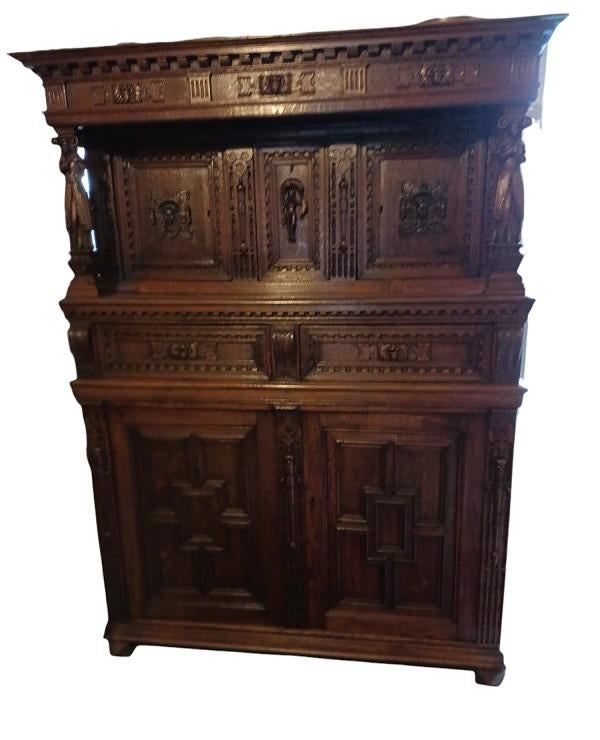 18de eeuwse beeldenkast in eik., Ophalen