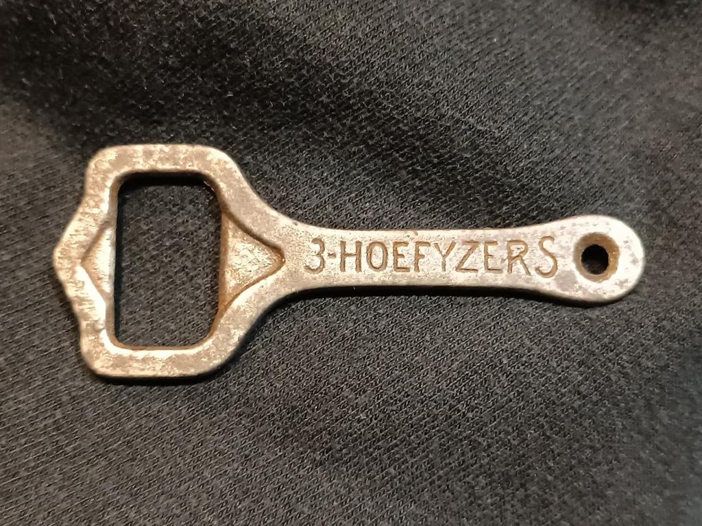 opener brouwerij De Drie Hoefijzers (Breda), Ophalen of Verzenden, Gebruikt, Flesopener, Overige merken