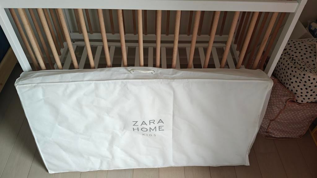 Baby bed + matras (N.o.t.k.), Enfants & Bébés, Enlèvement, Matelas