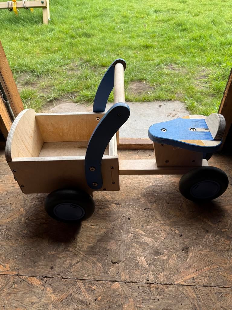 Houten Loop driewieler met bakje, Ophalen, Gebruikt