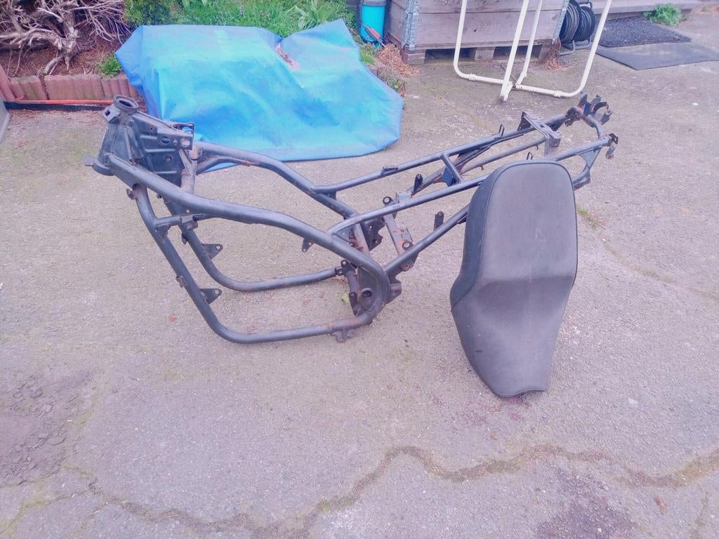 Cadre/châssis et siège Kawasaki ER5, Motos, Enlèvement