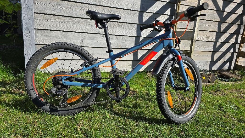 Kinderfiets CUBE * 20 inch (5-8 jaar) - mooie staat, Fietsen en Brommers, Fietsen | Kinderfietsjes, Zo goed als nieuw, 20 inch of meer
