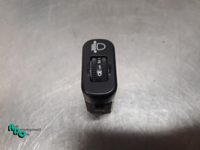 Commutateur phare hauteur réglable d'un Mercedes Sprinter (, 3 mois de garantie, Utilisé, -, -