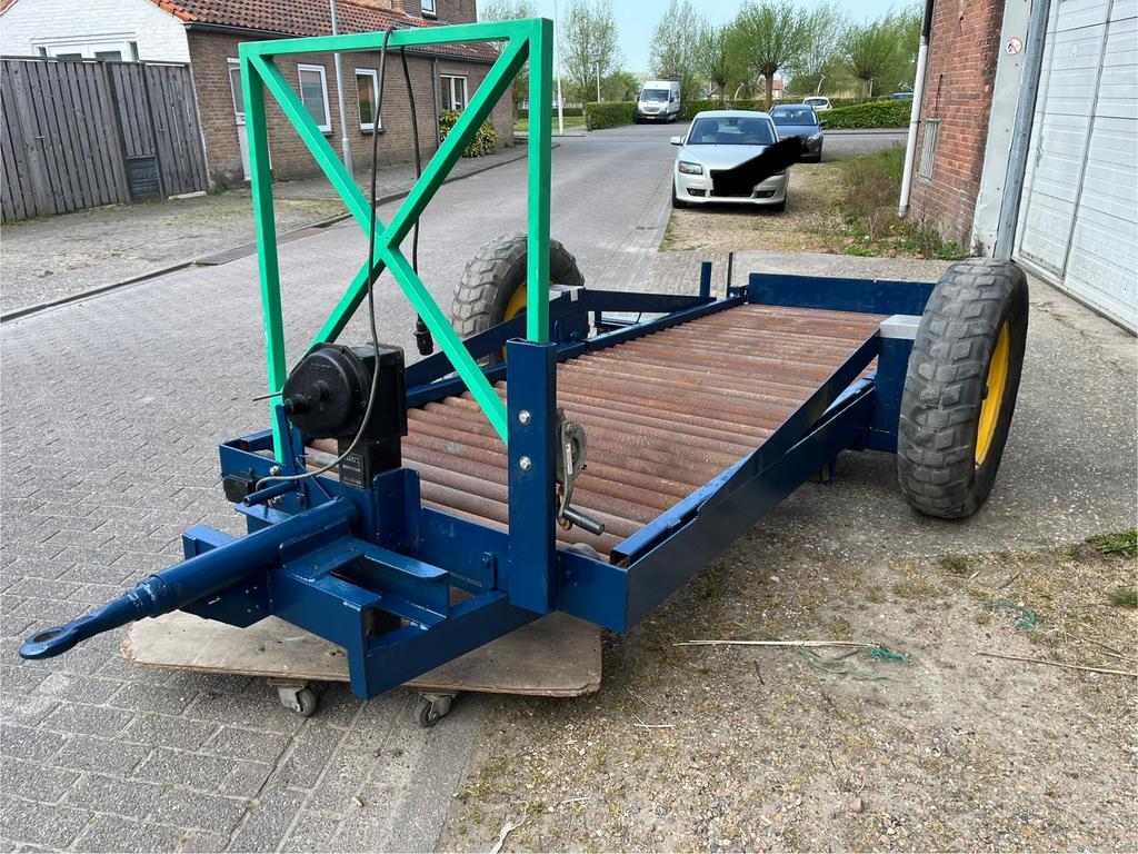 Oprijwagen kistenkar landbouwwagen, Ophalen