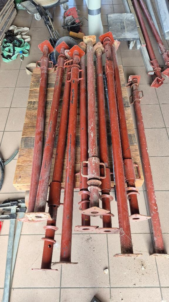 bouwstempels 12 stuks, Bricolage & Construction, Échafaudages, Enlèvement, Utilisé, Autres types, 2 à 5 mètres