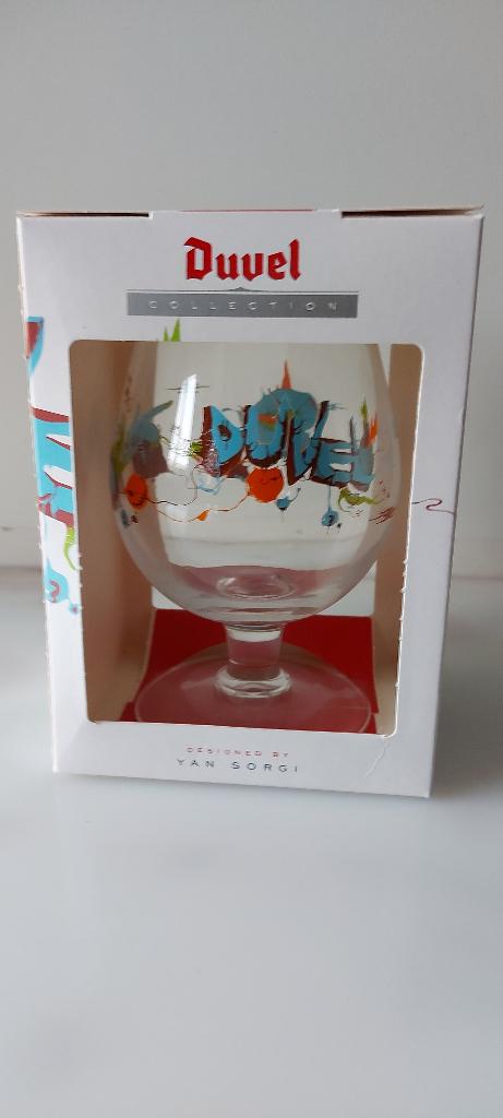 Duvelglas YAN SORGI (2014) nieuw in originele doos, Verzamelen, Ophalen of Verzenden, Nieuw, Glas of Glazen, Duvel