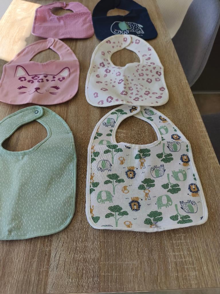 6 bavoirs., Kinderen en Baby's, Babykleding | Overige, Ophalen of Verzenden, Zo goed als nieuw, Jongetje of Meisje