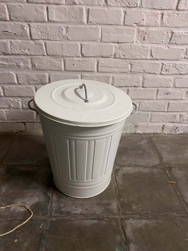 Ikea knodd 40L, Huis en Inrichting, Woonaccessoires | Prullenbakken, Ophalen, Zo goed als nieuw