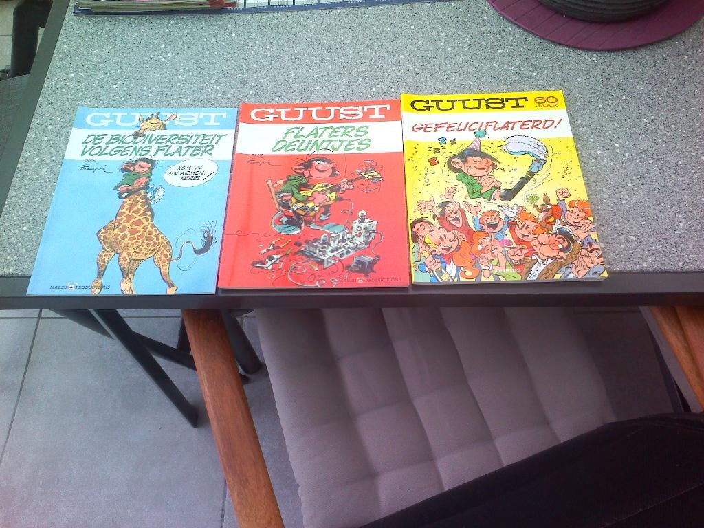 3 Guust Flater strips., Boeken, Stripverhalen, Meerdere stripboeken, Ophalen of Verzenden, Zo goed als nieuw