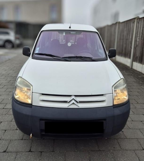 Citroën Berlingo 1.6 Hdi-motor, Auto's, Citroën, Voorwielaandrijving, Stof, Zwart, Wit
