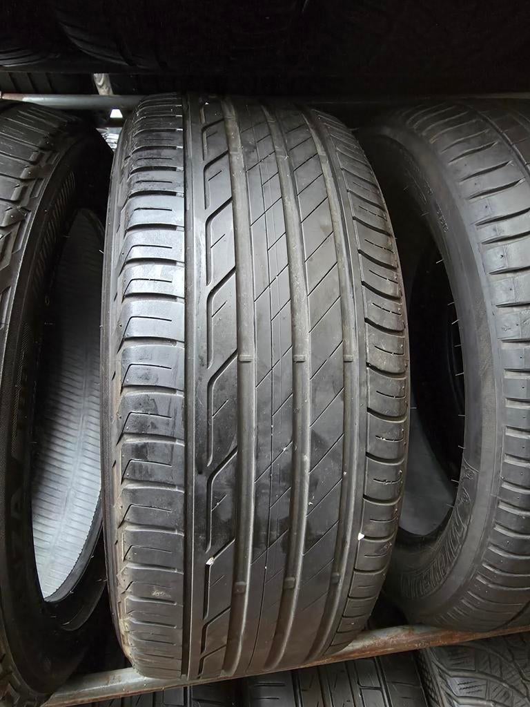 215 50r18 Bridgestone avec montage et équilibrage, Ophalen, Gebruikt