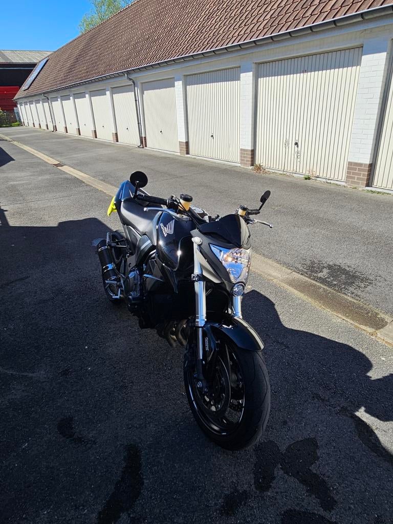 Honda Cb1000r 2008 51754km, Motos, Motos | Honda, Particulier, Naked bike, plus de 35 kW, 4 cylindres, Permis Moto A, ABS, Manuelle