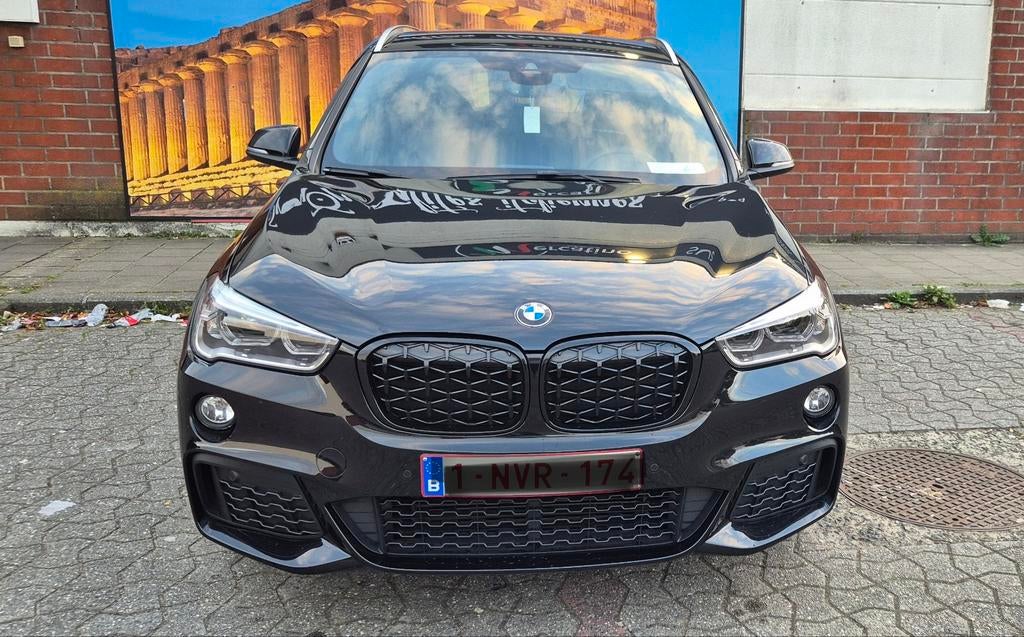Bmw x1 sdrive 18d 150cv pack M, X1, Alcantara, Noir, 5 portes