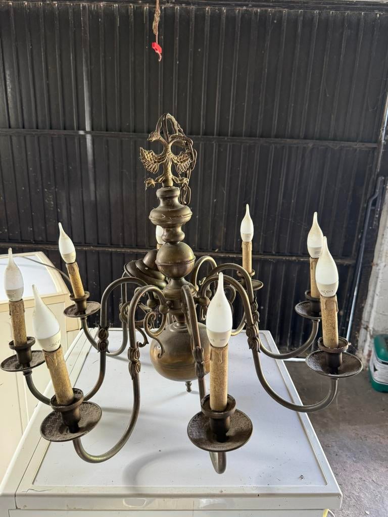 Lustre en bronze ancien, Enlèvement, Utilisé