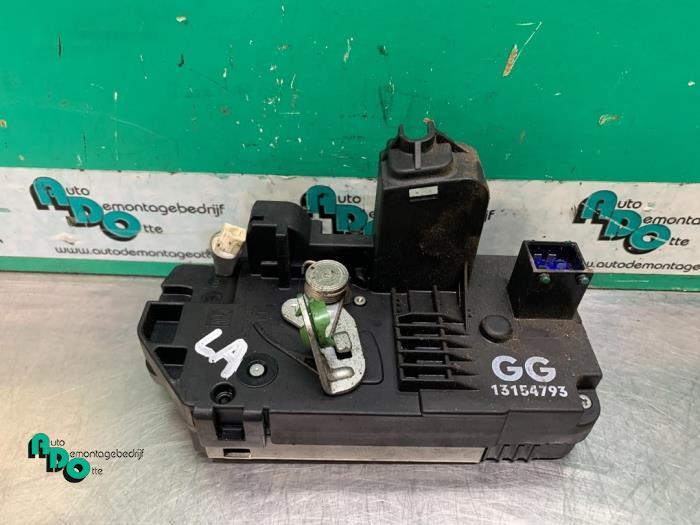 Serrure portière mécanique 4portes arrière gauche d'un Op, -, Opel, 3 mois de garantie, Utilisé