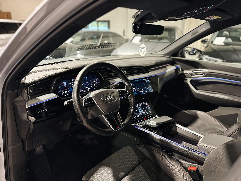 Audi E-Tron 50 Quattro S-Line Florett Zilver - Garantie, Automaat, 230 kW, Zwart, 5 zetels