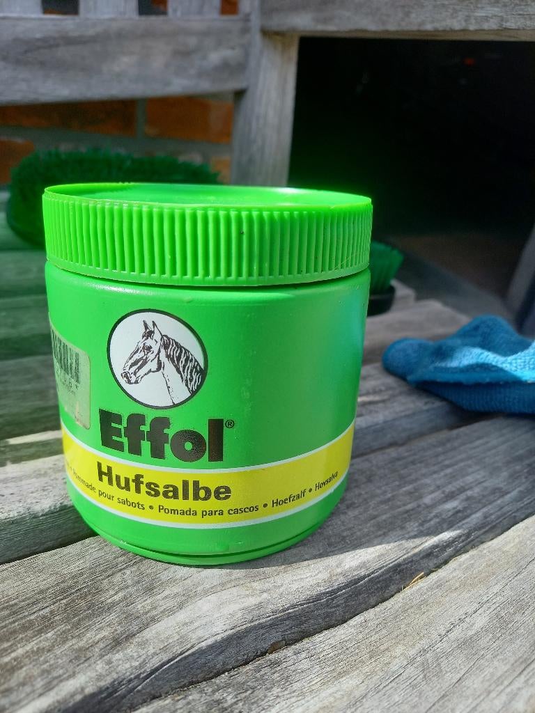 Hoefvet en insectiesidespray, Ophalen, Zo goed als nieuw