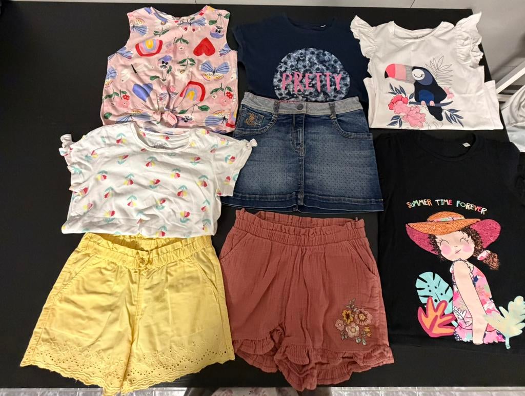 8 st nieuwe en nieuwstaat meisjes kleding (134), Ophalen, Zo goed als nieuw, Maat 134