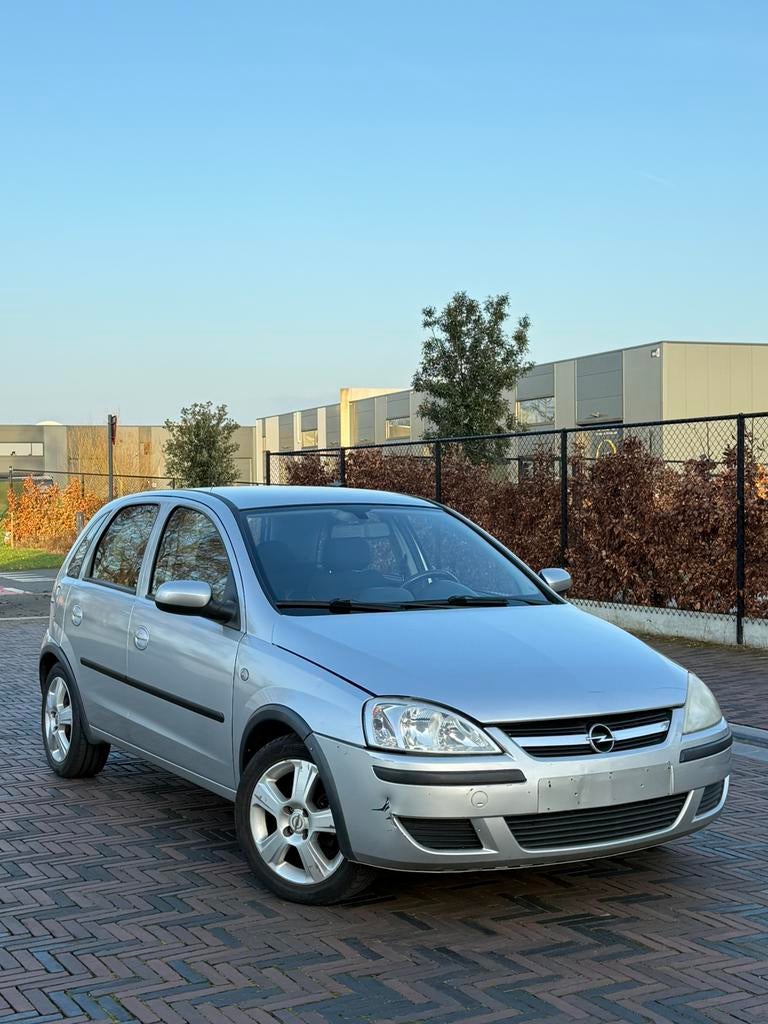Opel corsa twinport benzine airco met keuring, Auto's, Voorwielaandrijving, Stof, Zwart, Parkeersensor