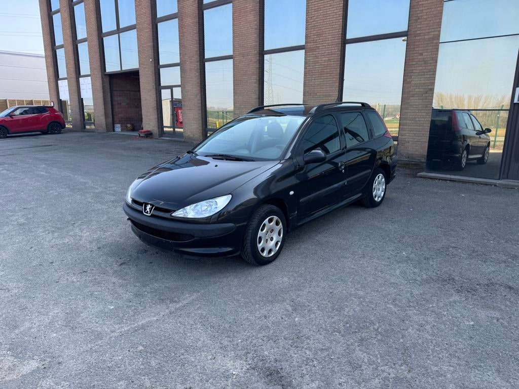 Peugeot 206 1.1 essonce, Autos, 1124 cm³, Achat, Entreprise, Boîte manuelle