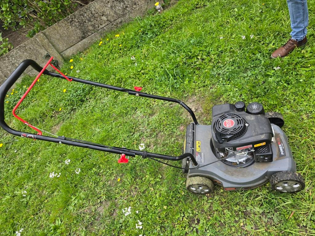 Grasmachiene benzine, Enlèvement