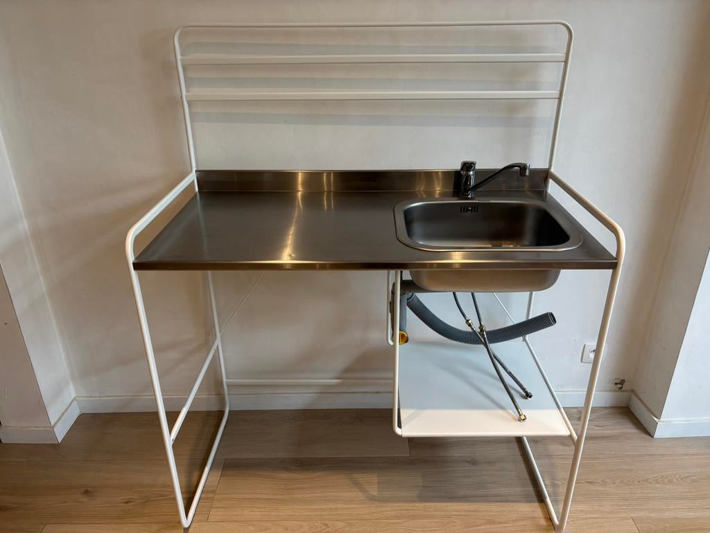 Kitchenette, Enlèvement