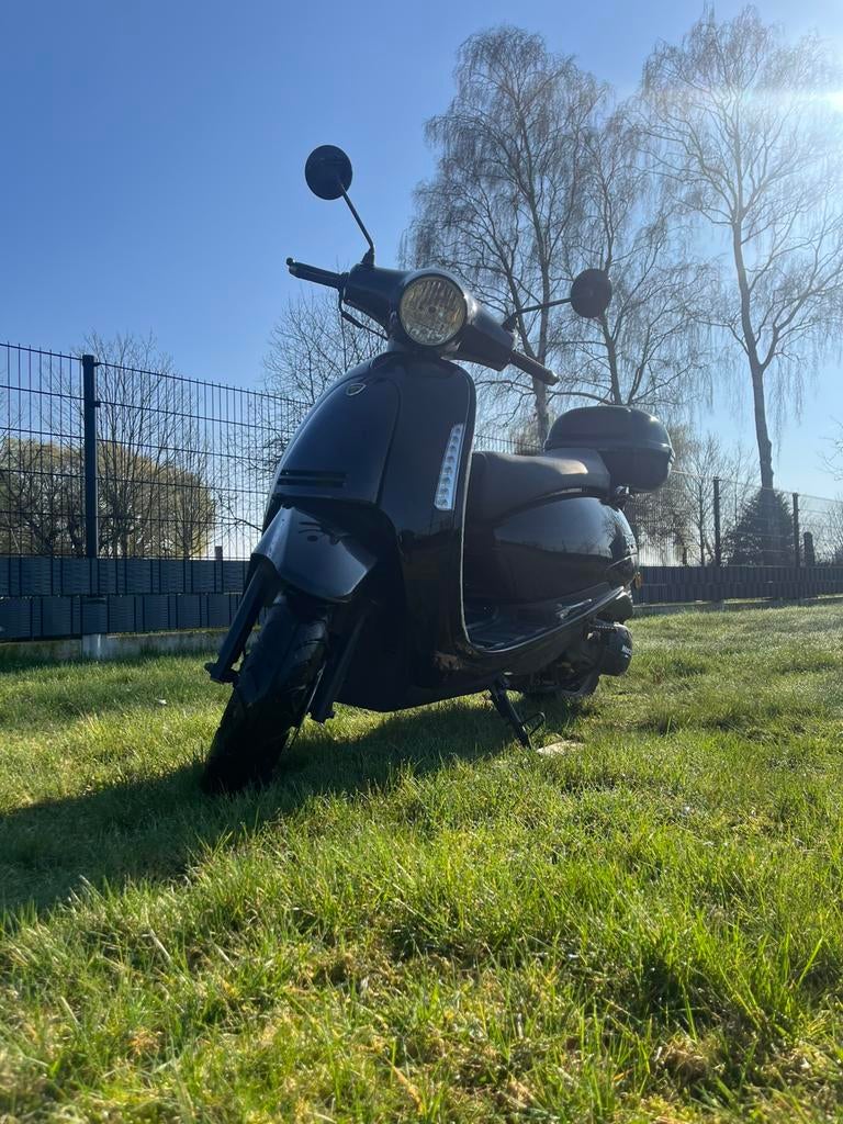 Neco Borgia scooter 125cc, Autres marques, Enlèvement, Utilisé, Essence