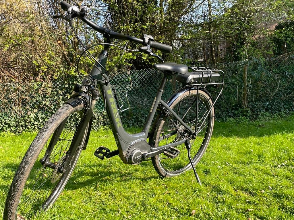 Velo électrique trek verve+1 500watt, Enlèvement, Comme neuf, 30 à 50 km par batterie, Autres marques