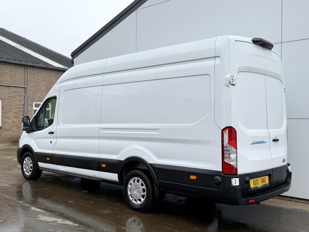 Ford E-Transit 184PK 68kWh L4H3 316km WLTP 96,2% (SOH) BEV S, Auto's, Bestelwagens en Lichte vracht, Automaat, Gebruikt, Navigatiesysteem
