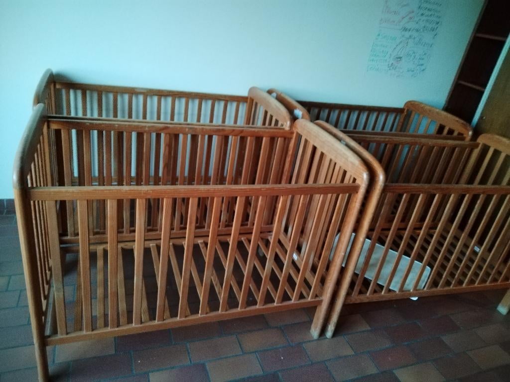 Tweedehands kinderbed om weg te geven, Ophalen, 85 tot 100 cm, Gebruikt, Lattenbodem