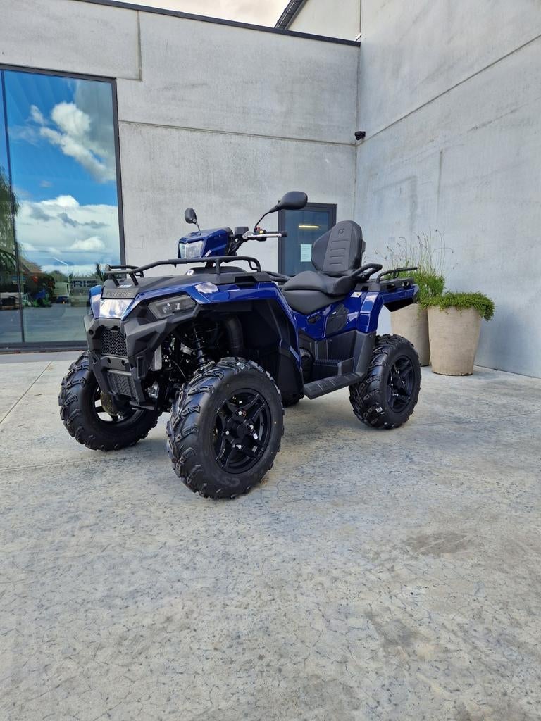 Polaris sportsman 570 EPS SP Touring, model 2025, Motos