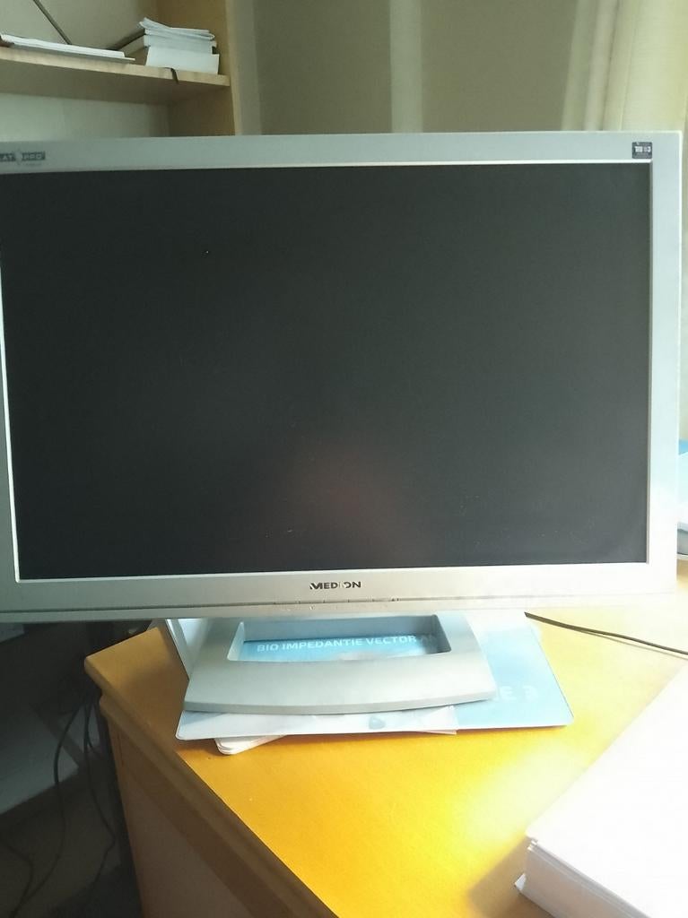 Computerscherm Medion MD 30422 PV, Computers en Software, Ophalen, Gebruikt, Kantelbaar