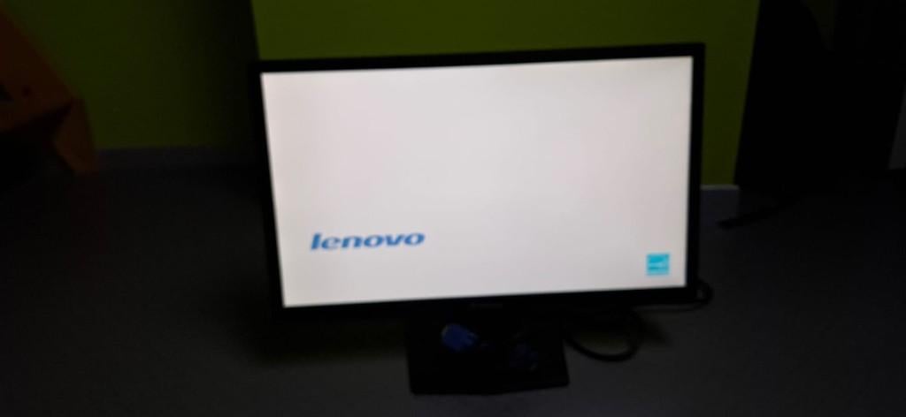 Lenovo LT2423WC van 24 inch met LED van 1920 x 1080, Computers en Software, Monitoren, Ophalen, DisplayPort, Zo goed als nieuw